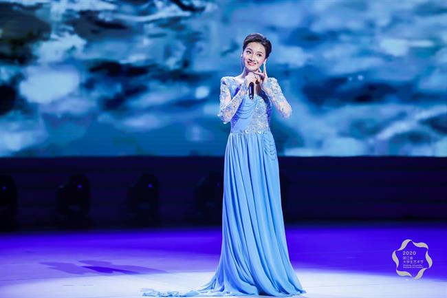 十佳歌手 谢怡婷.jpg 十佳歌手 谢怡婷.jpg